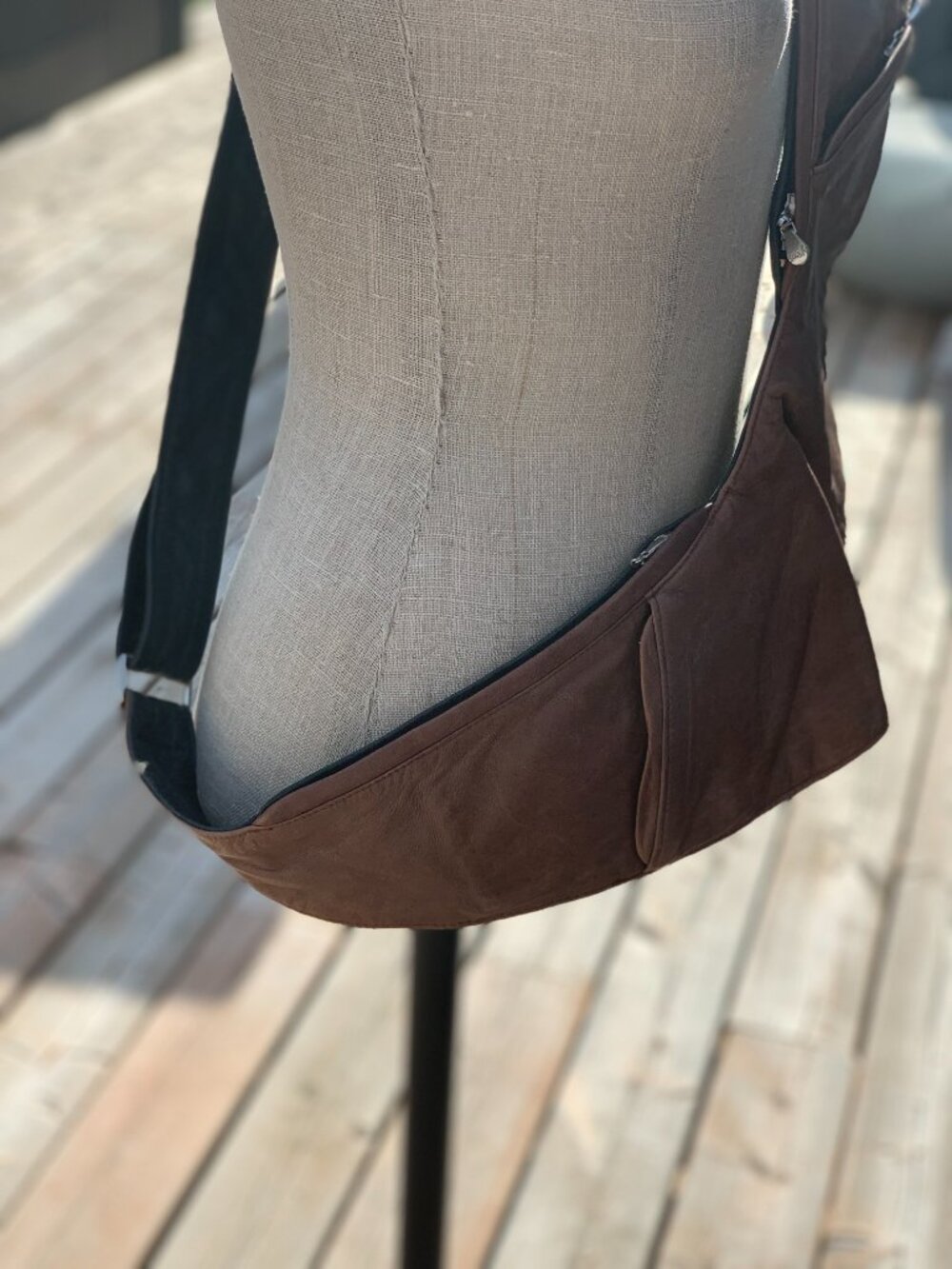Sash Leather Crossbody Bag Purse Wallet Soft Sling Adjustable Strap Zip Pockets - Picture 6 of 11